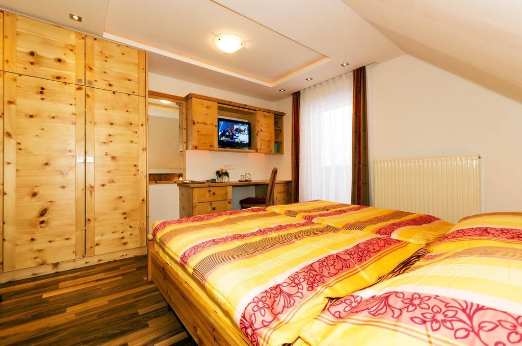 Haus Helga Hotel Mauterndorf  Exterior photo