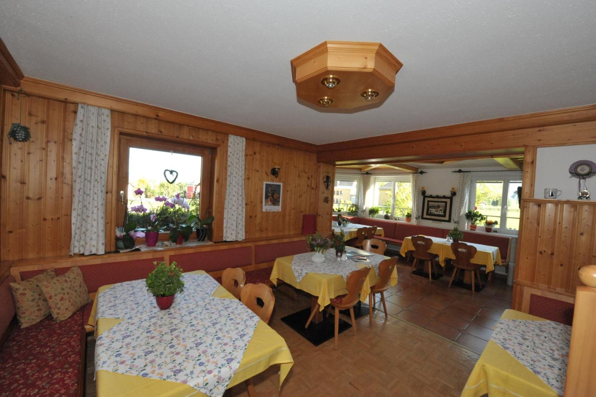 Haus Helga Hotel Mauterndorf  Exterior photo