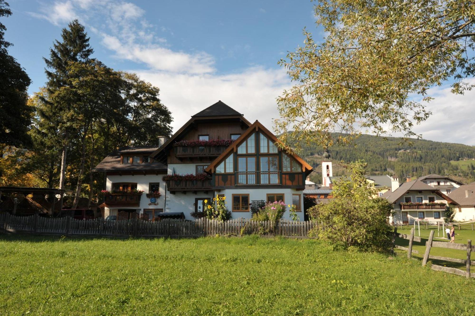 Haus Helga Hotel Mauterndorf  Exterior photo
