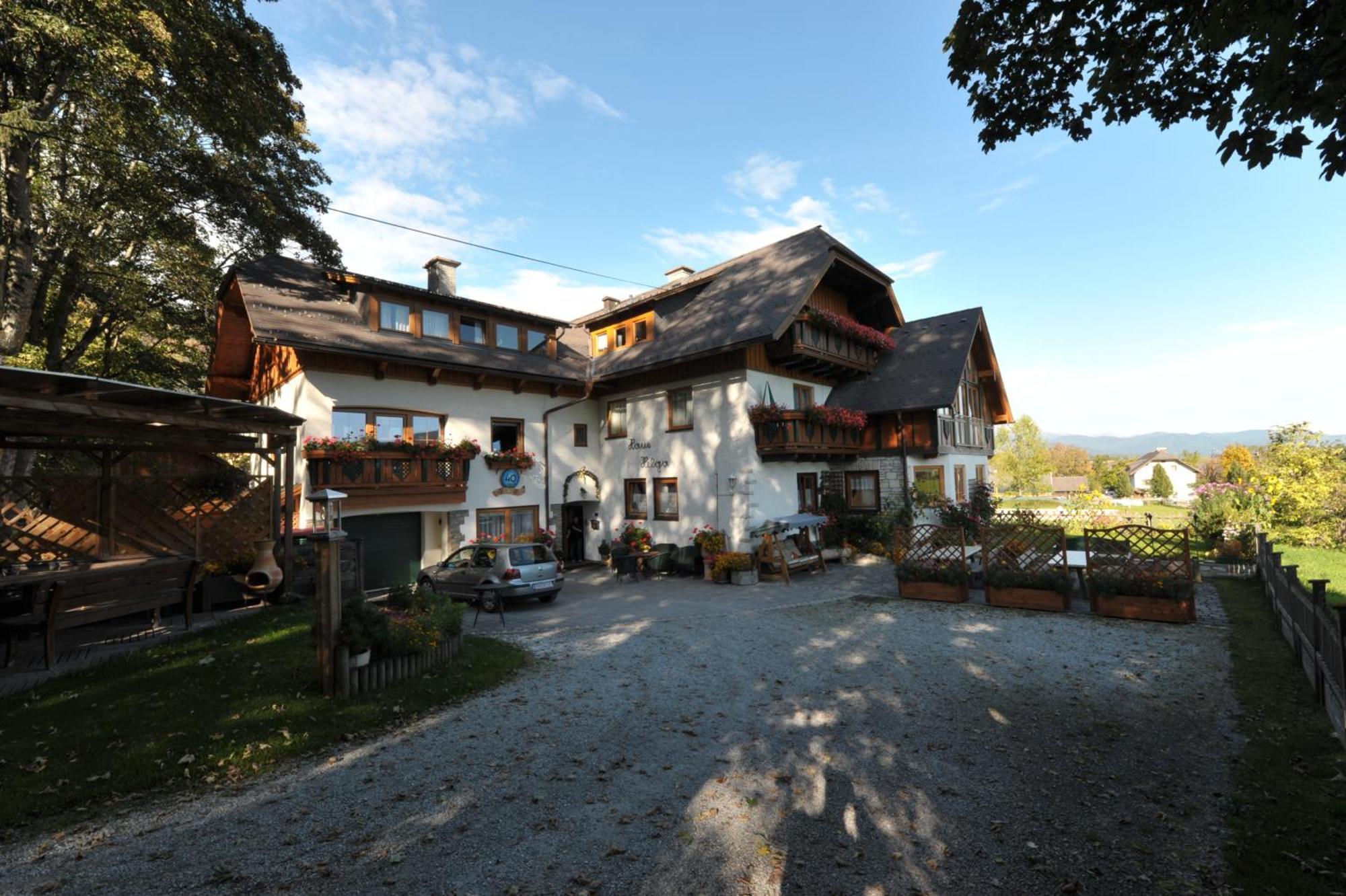 Haus Helga Hotel Mauterndorf  Exterior photo